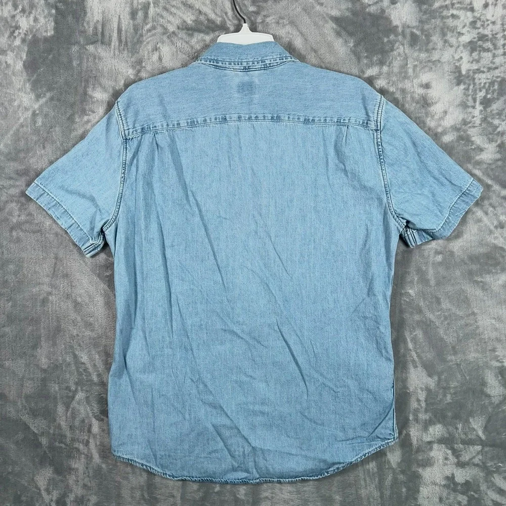 Levis Short Sleeve Classic Denim Look Shirt Mens Medium Blue Pocket Button Up